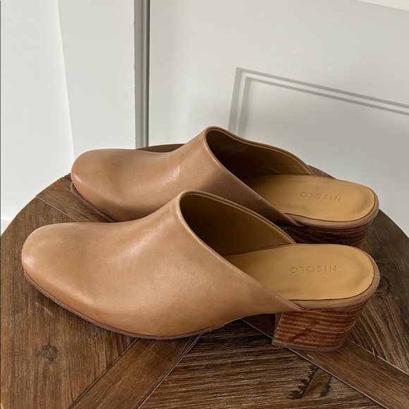 NWOT Nisolo All-Day Heeled Leather Mules - Picture 5 of 8